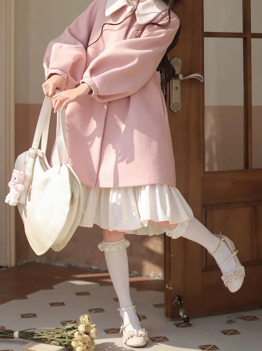 Collar Doll Lolita Coat   Off-White   Pink Frilled Dress Badge