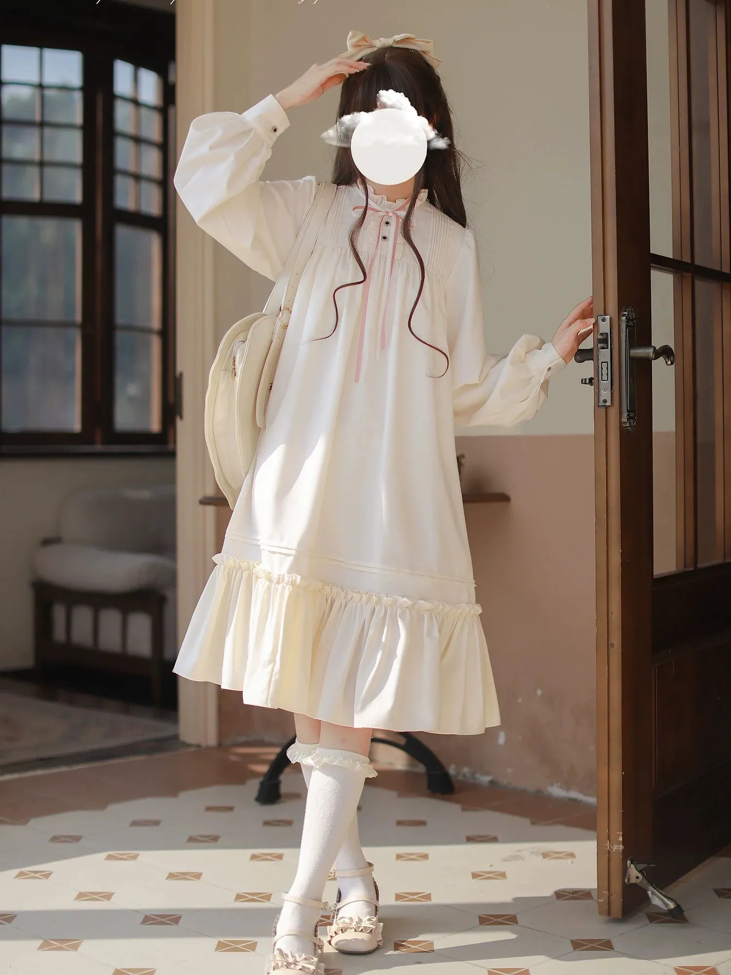 Collar Doll Lolita Coat   Off-White   Pink Frilled Dress Badge