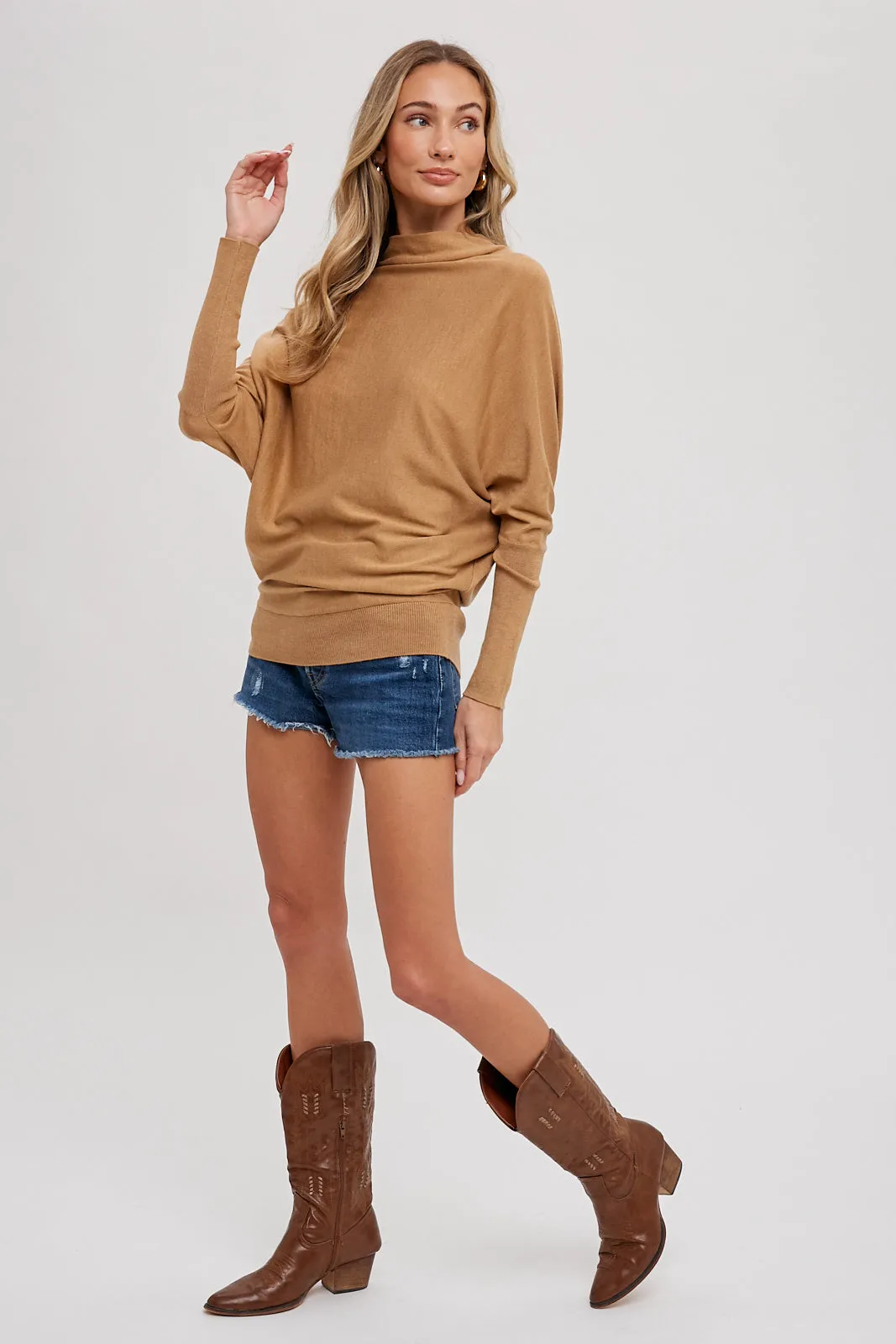 LIGHTWEIGHT SLOUCH NECK PULLOVER