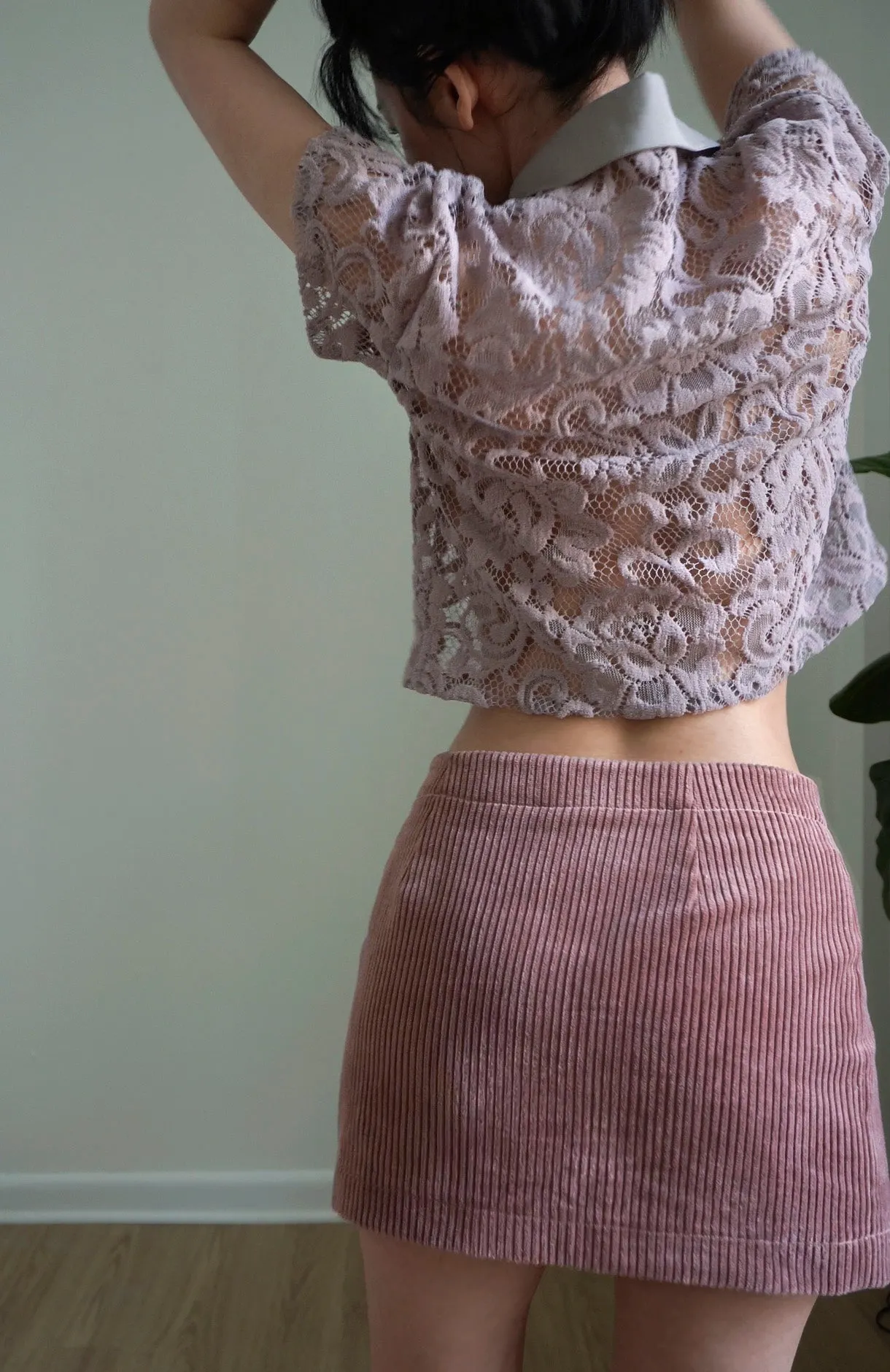 LOW WAIST MINI SKIRT