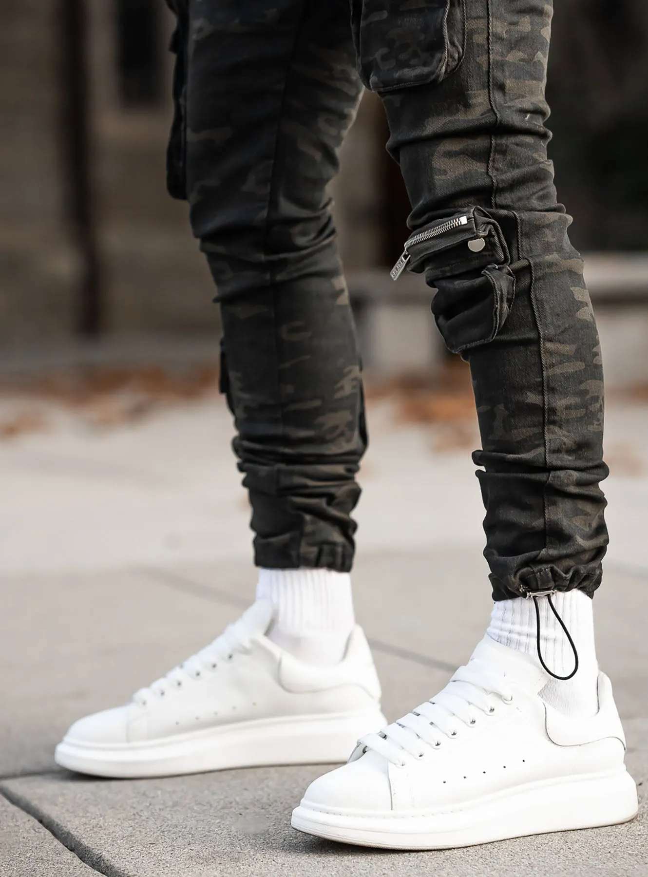 ''Never Out Of Pockets'' Cargo Jeans in Washed Camo
