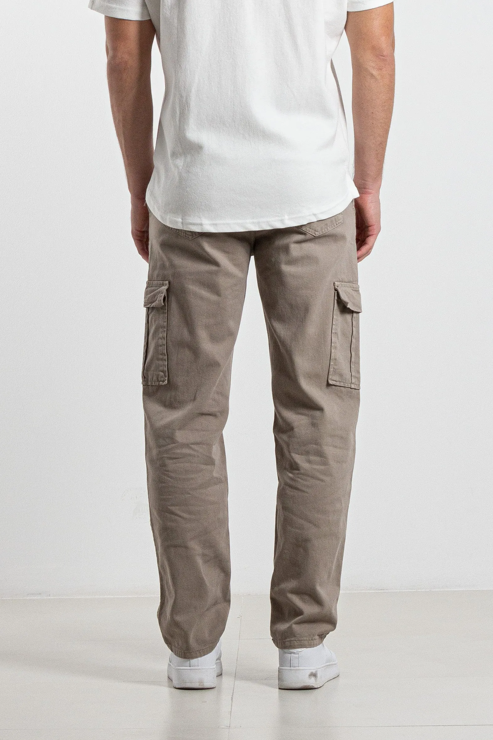 RELAXED FIT CARGO TROUSERS