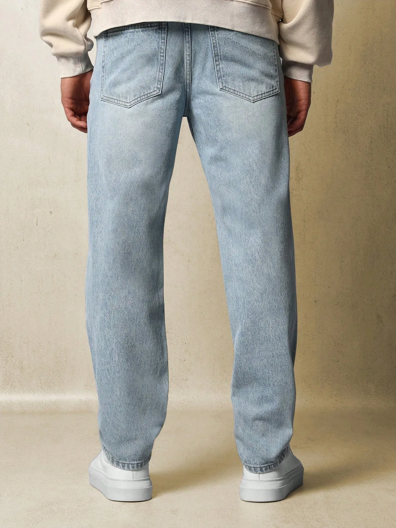 Washed Relaxed Fit Graphic Printed Jean